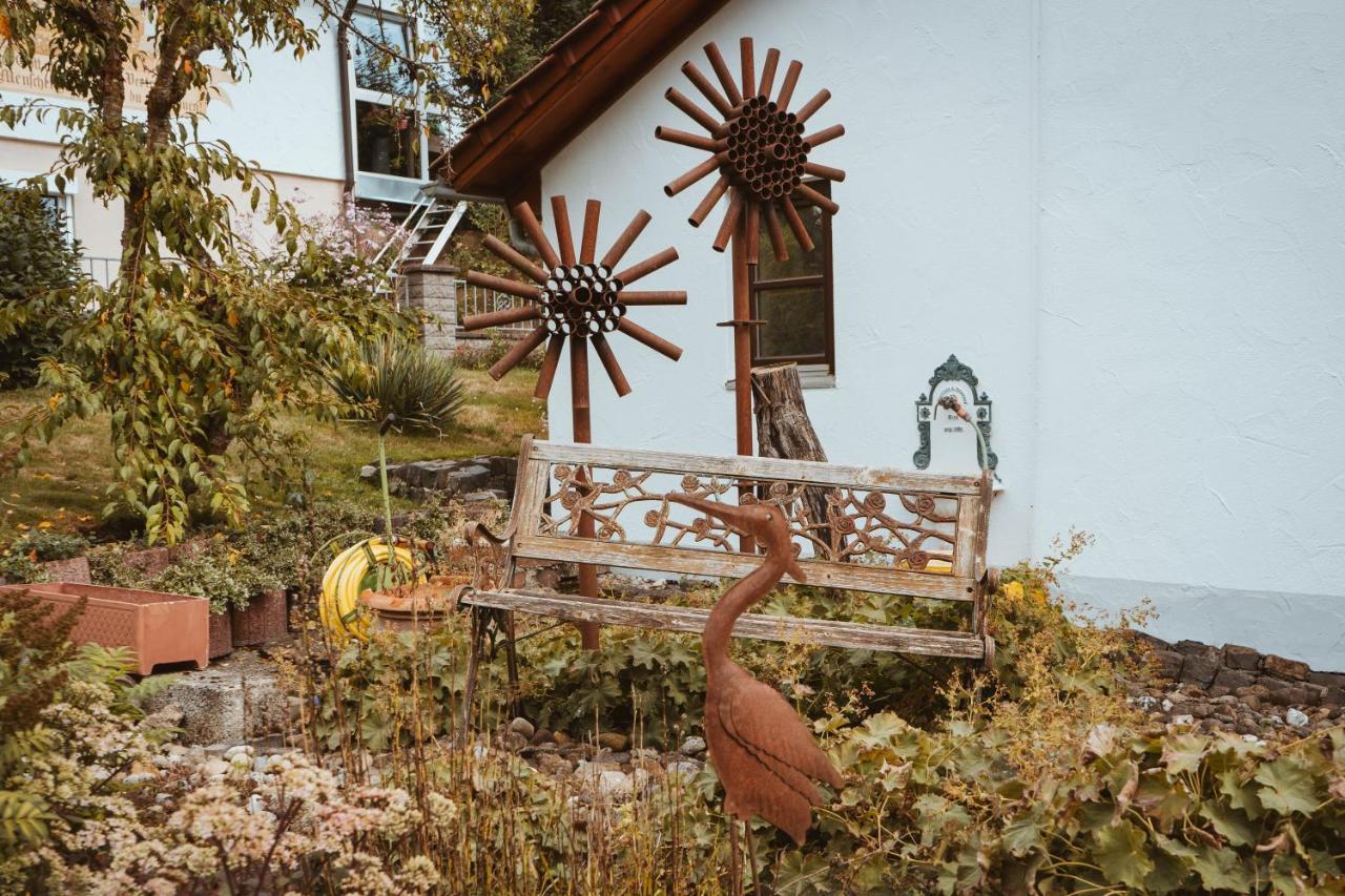 Ferienparadies Am Kammerberg - Ein Ganzes Haus Fuer Sie Alleine!!! Weißenhorn Exterior foto
